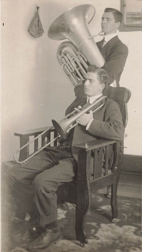 ANONYMOUS - Trombone and tuba players